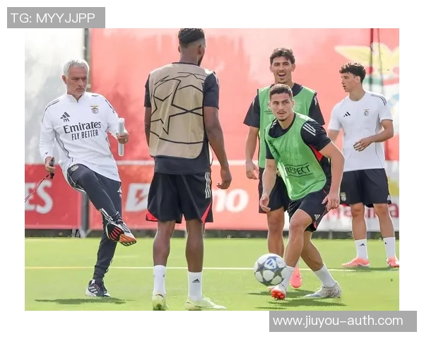 热刺逆转马竞友谊赛精彩瞬间补时进球引发争议与欢呼