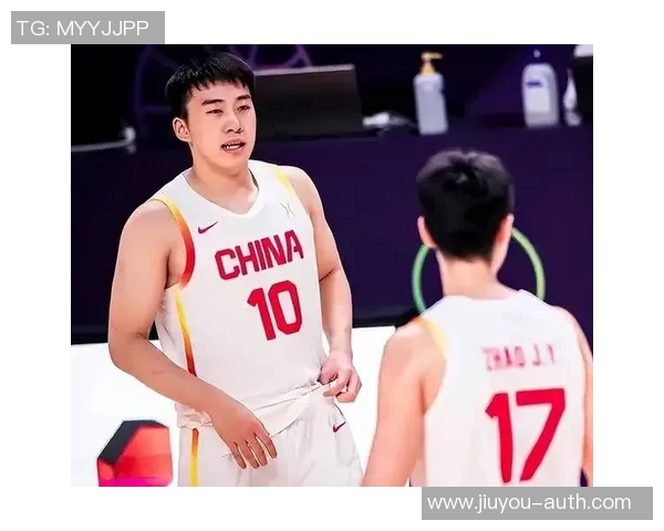 姚明携手队友共创辉煌时刻传奇抱团夺冠的篮球故事