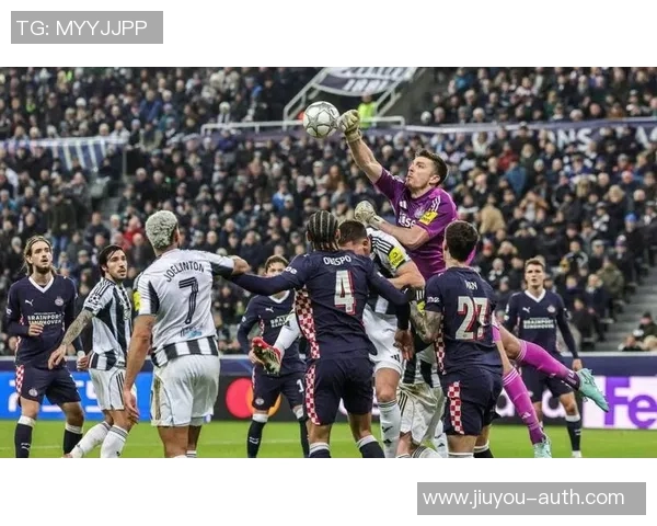 国王杯精彩对决里昂大胜本菲卡点球大战引发全场狂欢