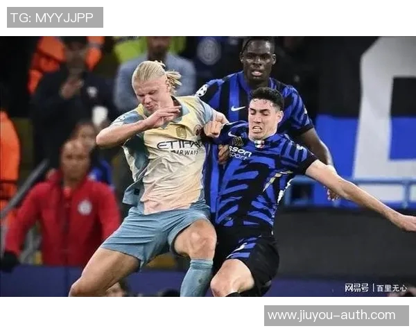 中超激战曼城与AC米兰平局点球大战引发争议与热议