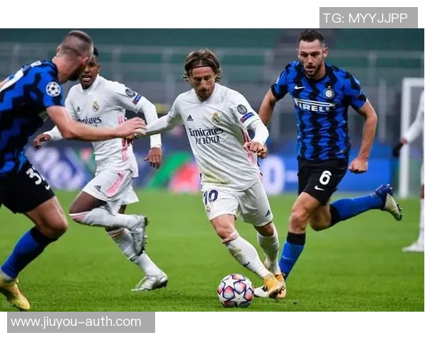 友谊赛平局拜仁与波尔图互交白卷转会传闻引发球迷热议